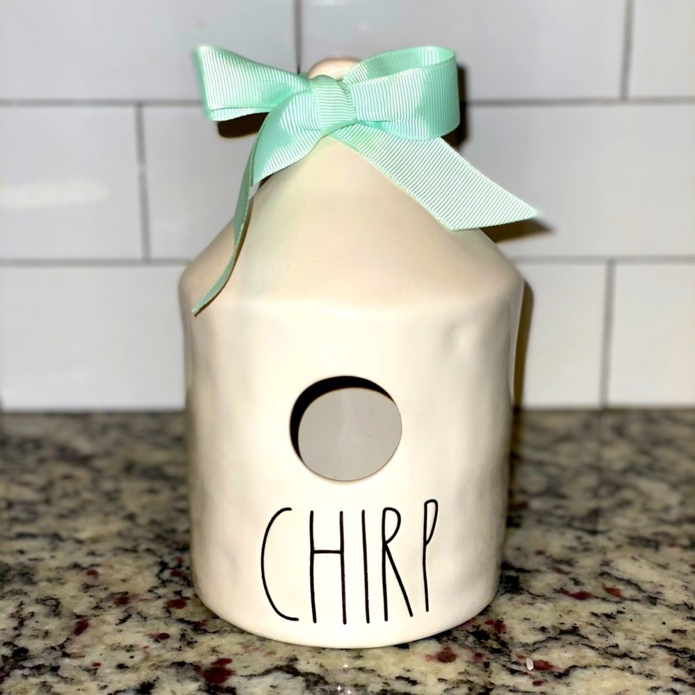 2017 Rae Dunn “CHIRP” Birdhouse